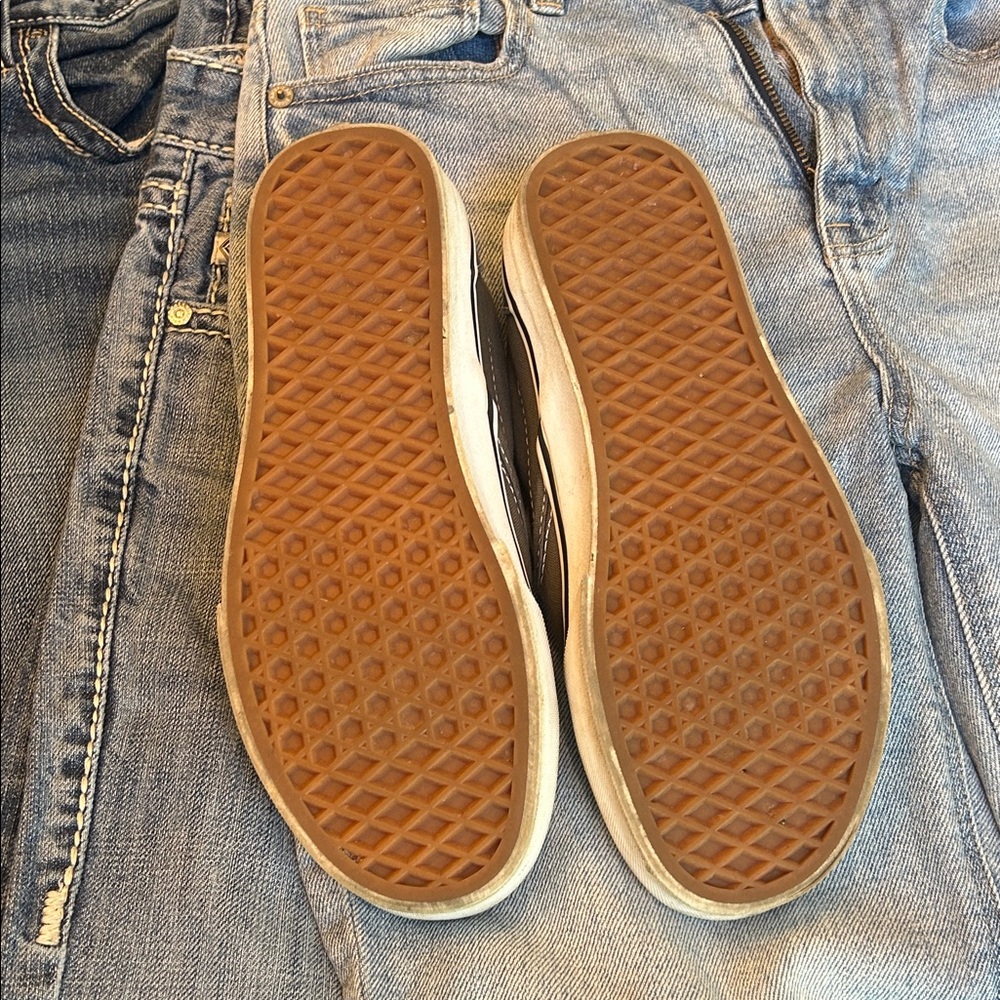 Vans Women's Gray Slip-On Sneakers - Picture 2 of 5